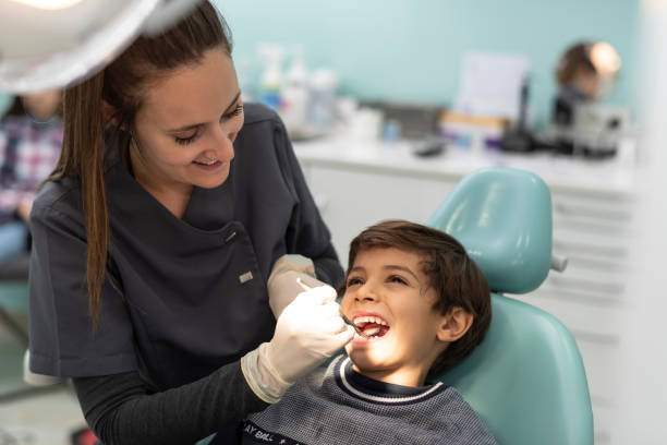 Best Broken or Chipped Tooth Repair in Bloomfield, IA